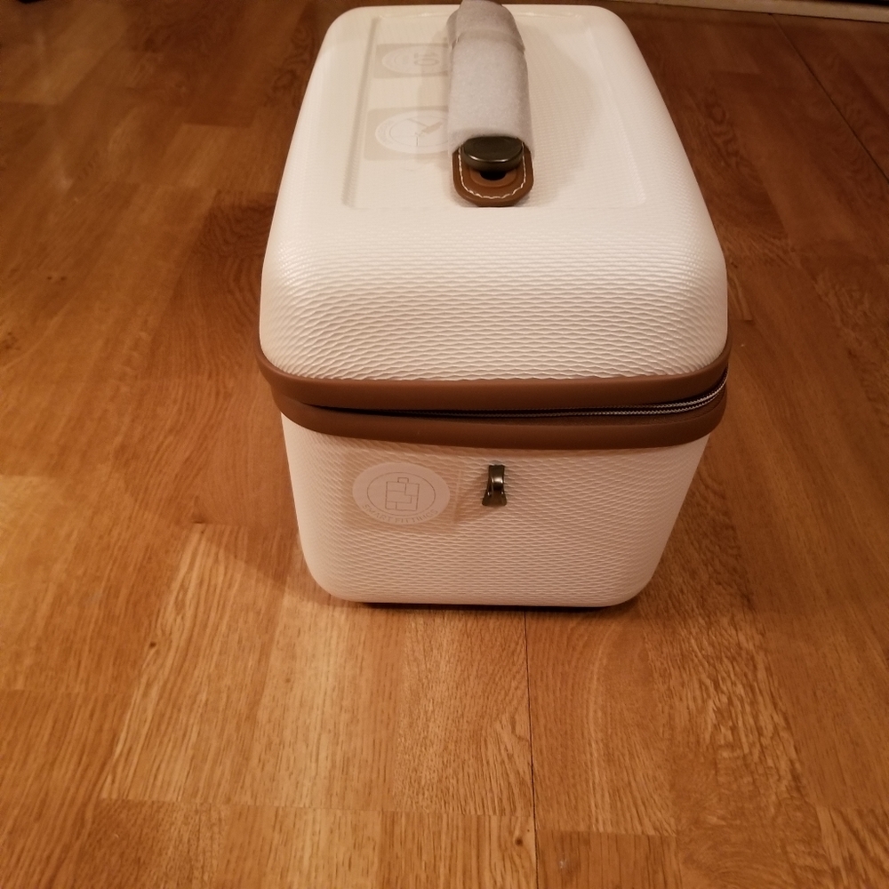 DELSEY Cosmetic hard case vanity